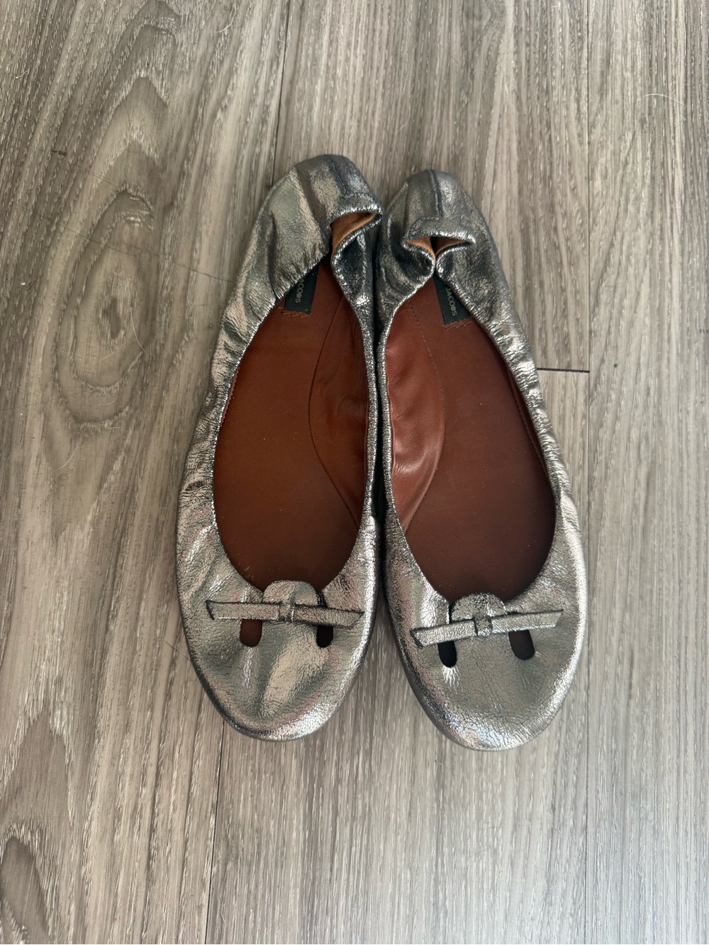 Marc Jacobs Metallic Pewter Leather Ballet Flats Bow Slip On Shoes IT 37.5 US 7